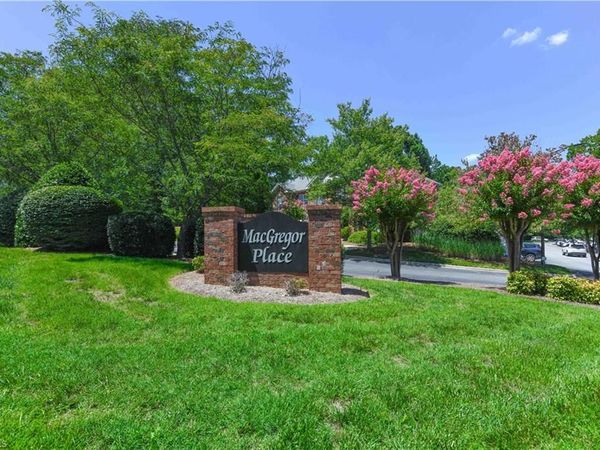 5236 Hilltop Road , Unit 111, Jamestown, NC 27282