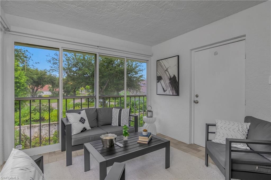 7725 Jewel Ln, Unit 201, Naples, FL 34109 Photo