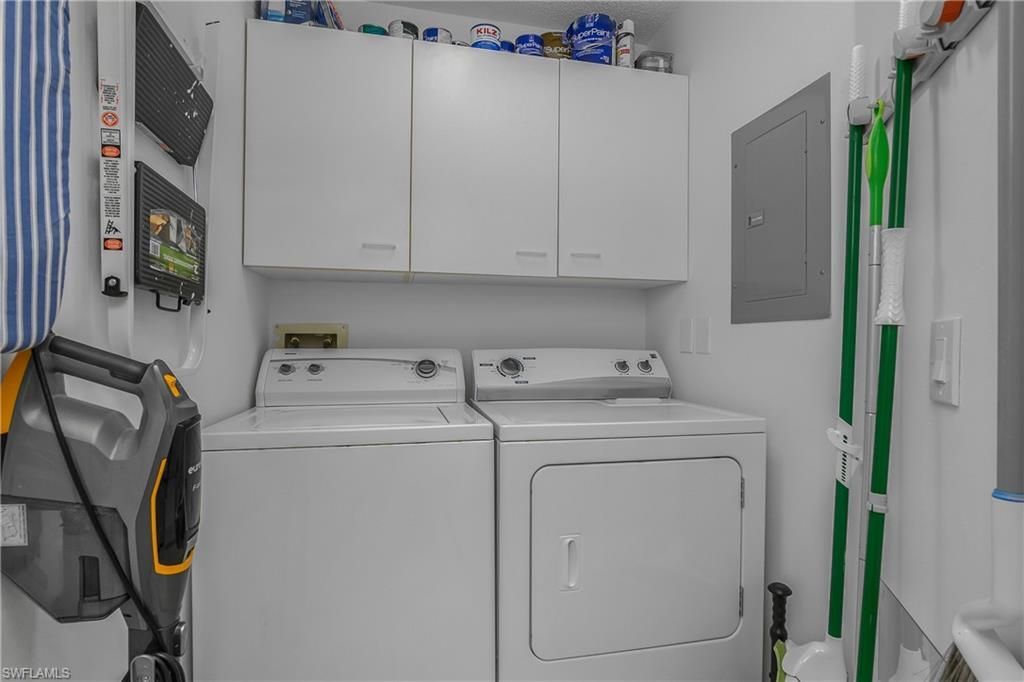 7725 Jewel Ln, Unit 201, Naples, FL 34109 Photo