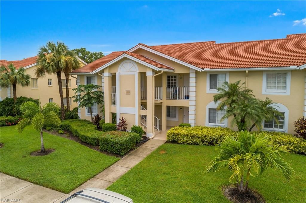 7725 Jewel Ln, Unit 201, Naples, FL 34109 Photo