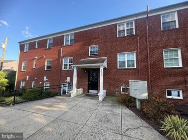 2010 4TH STREET S , Unit 4, ARLINGTON, VA 22204