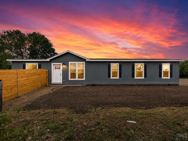 354 E Stewart Dr, Pueblo West, CO 81007
