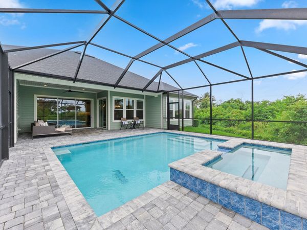 170 Pasarela Dr, St Augustine, FL 32095