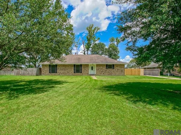 16527 Pernecia Ave, Greenwell Springs, LA 70739