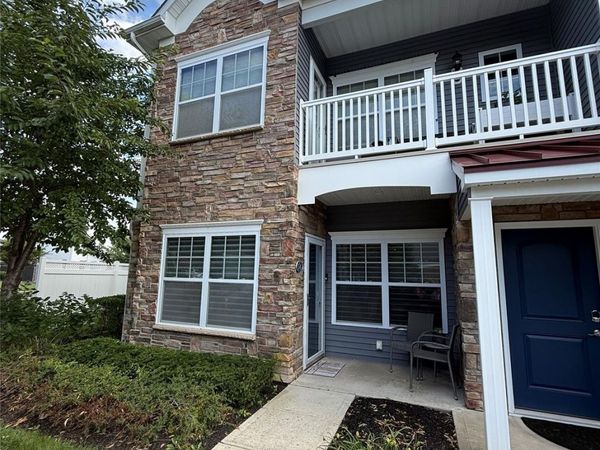 54 Barley Lane , Unit 54L, Patchogue, NY 11772