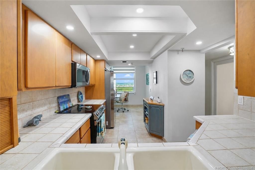 9600 S Ocean Drive, Unit 1204, Jensen Beach, FL 34957 Photo