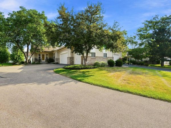 14433 Freesia Way, Apple Valley, MN 55124