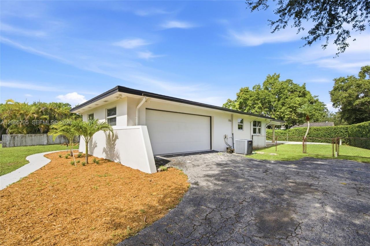 10830 SW 79th Ave, Miami, FL 33156 Photo