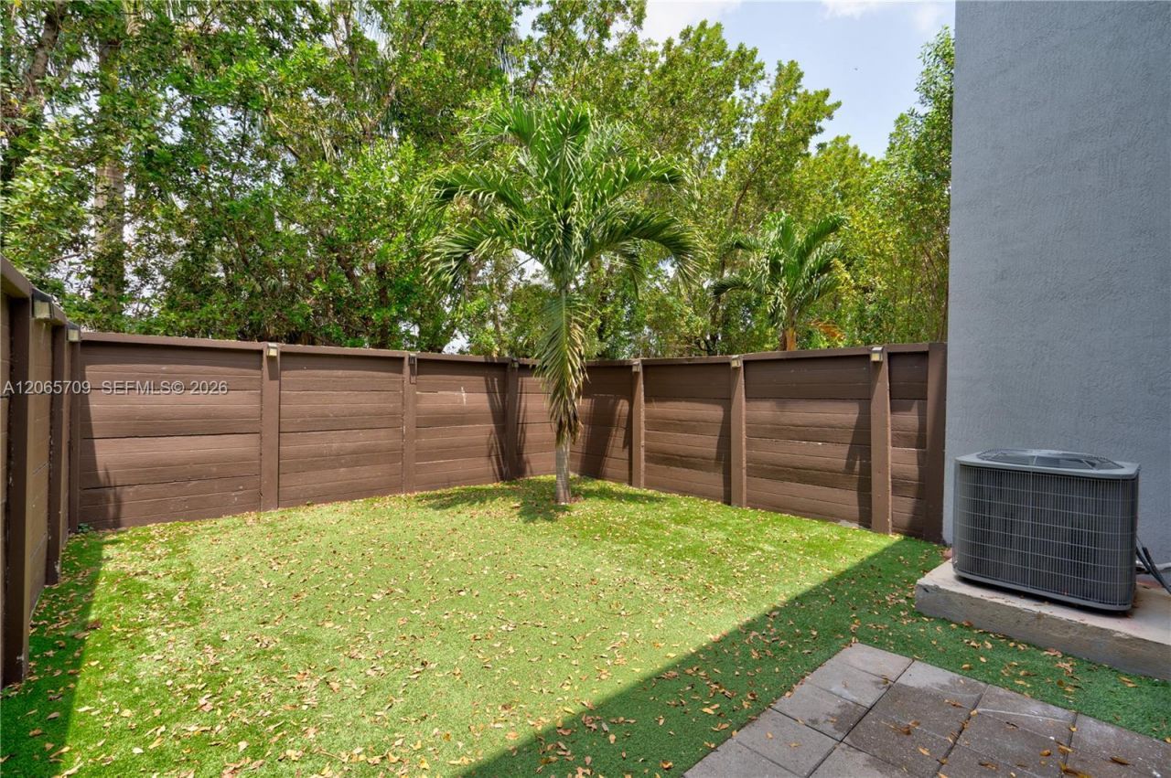 15826 NW 91st Ct , Unit 15826, Miami Lakes, FL 33018 Photo