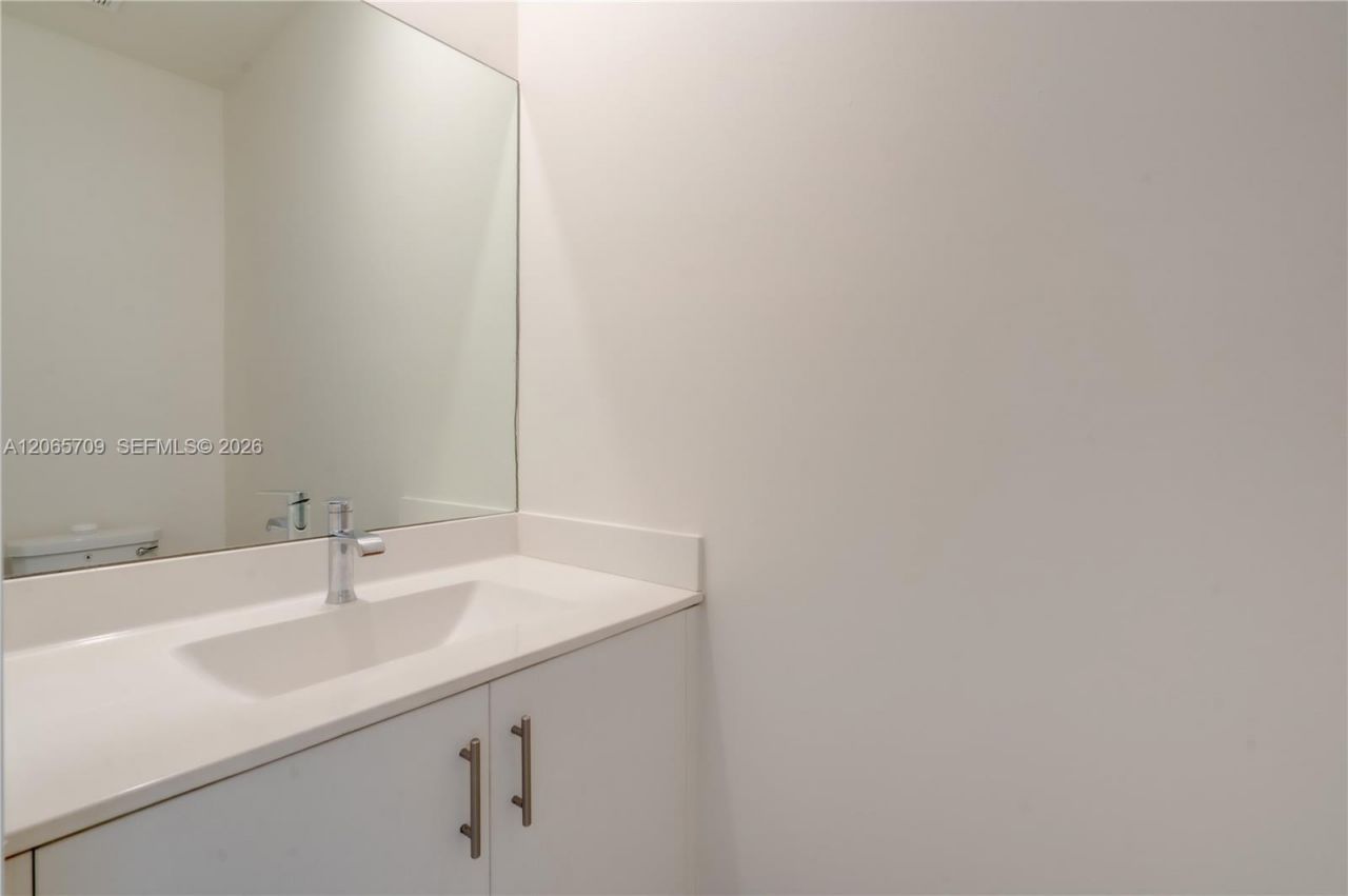 15826 NW 91st Ct , Unit 15826, Miami Lakes, FL 33018 Photo
