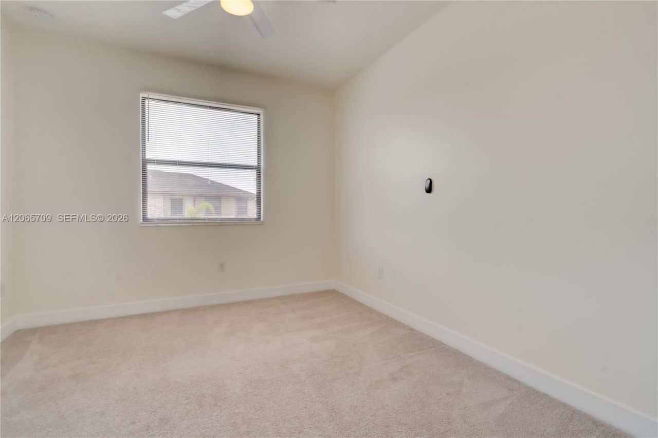 15826 NW 91st Ct , Unit 15826, Miami Lakes, FL 33018 Photo