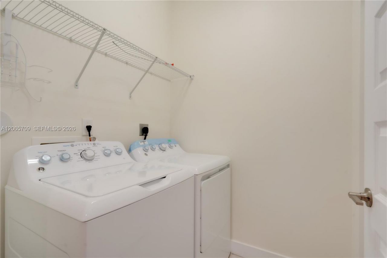 15826 NW 91st Ct , Unit 15826, Miami Lakes, FL 33018 Photo