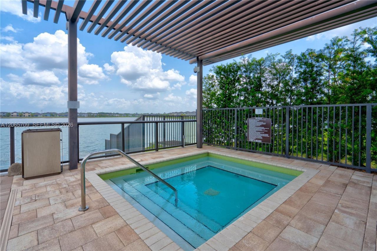 15826 NW 91st Ct , Unit 15826, Miami Lakes, FL 33018 Photo