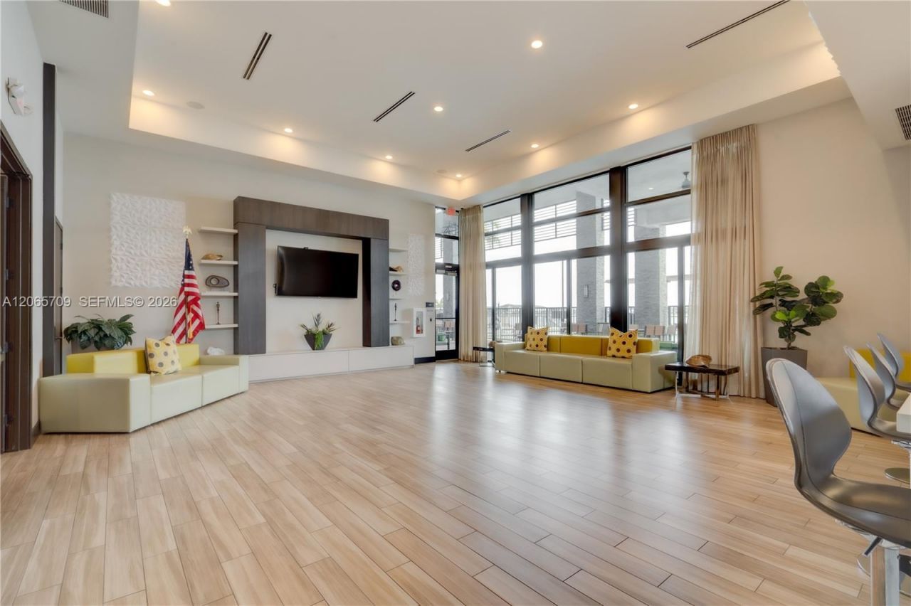 15826 NW 91st Ct , Unit 15826, Miami Lakes, FL 33018 Photo