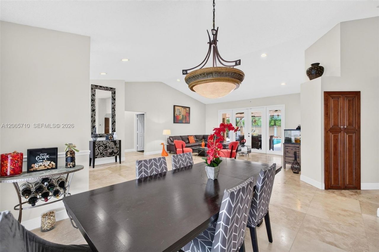 581 NW 110th Ave, Plantation, FL 33324 Photo