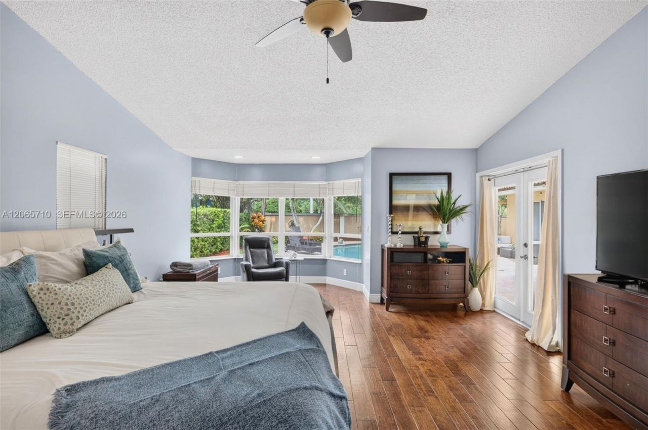 581 NW 110th Ave, Plantation, FL 33324 Photo
