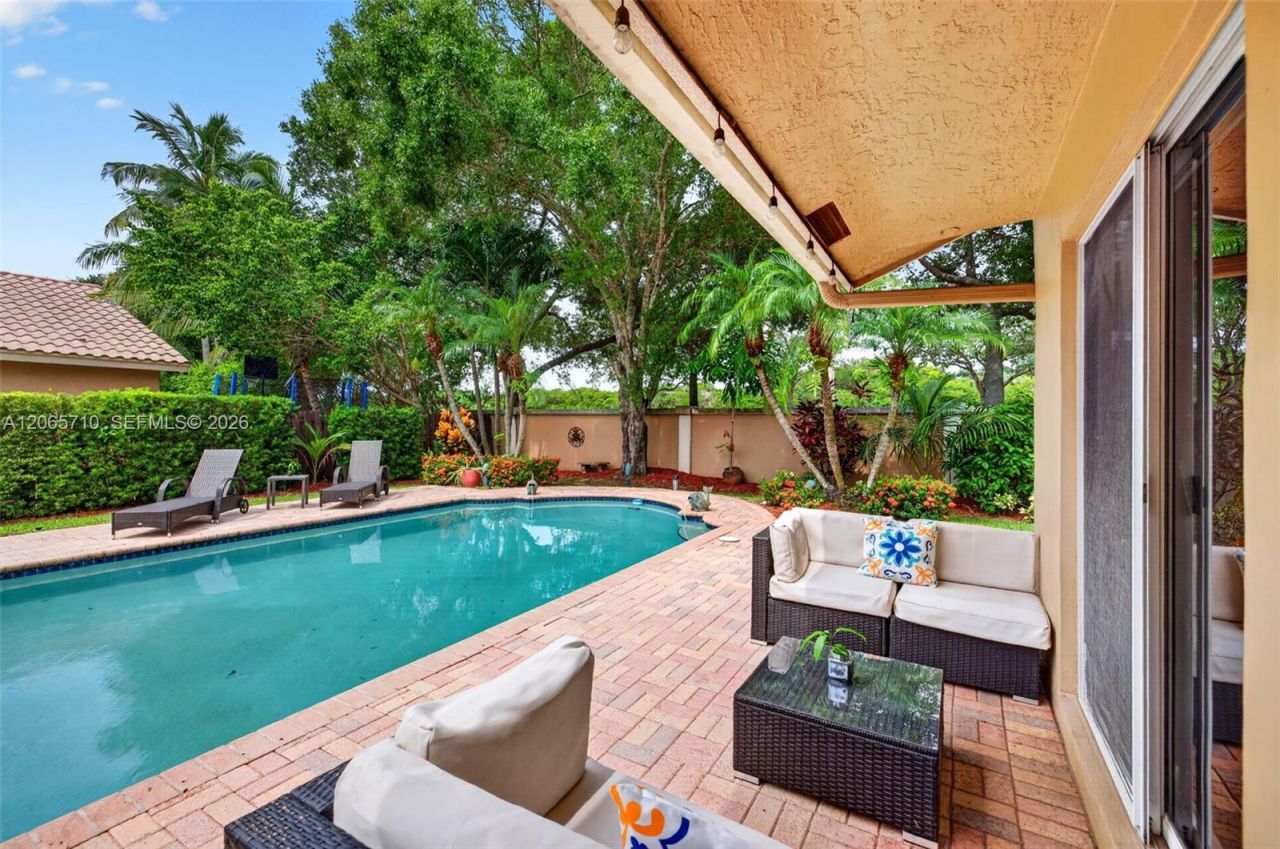 581 NW 110th Ave, Plantation, FL 33324 Photo
