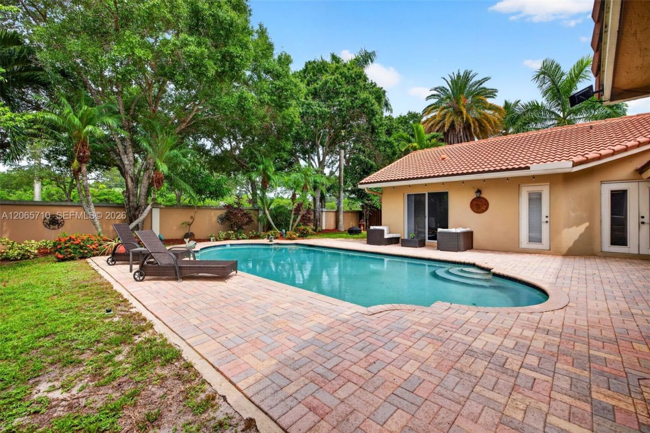 581 NW 110th Ave, Plantation, FL 33324 Photo
