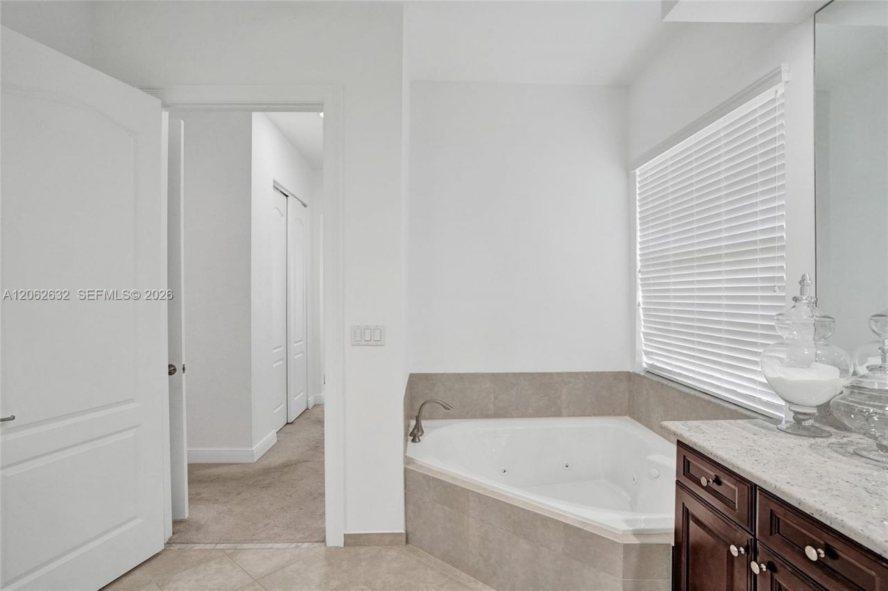 9000 Lakeview Place, Parkland, FL 33076 Photo