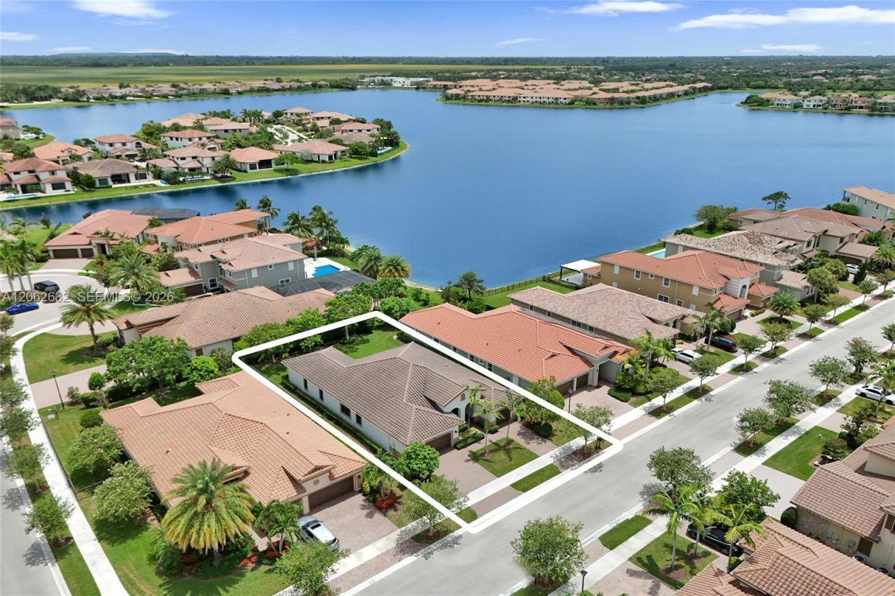 9000 Lakeview Place, Parkland, FL 33076 Photo