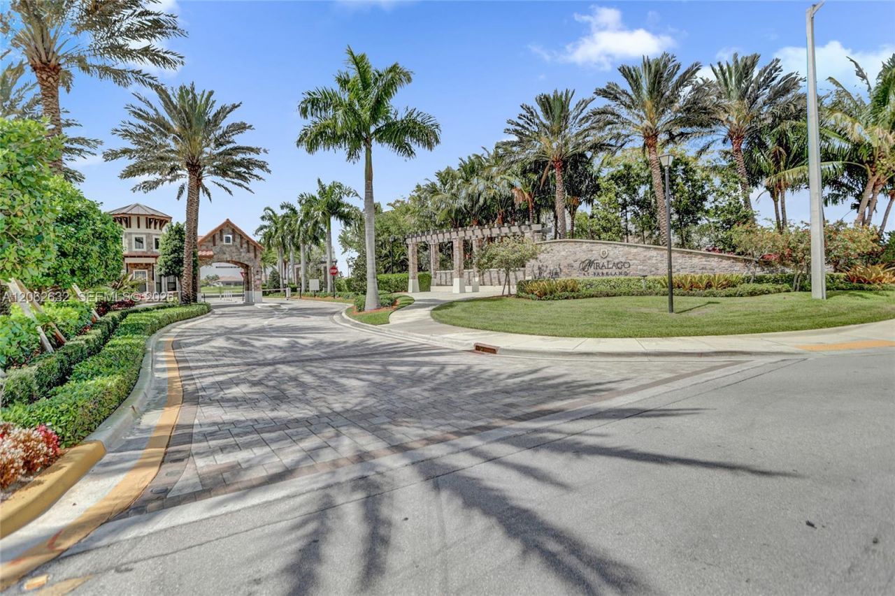 9000 Lakeview Place, Parkland, FL 33076 Photo