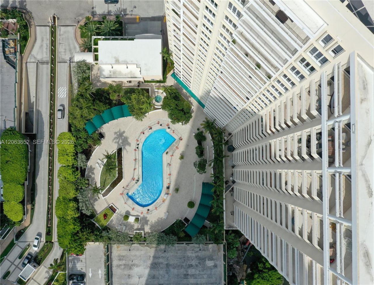 888 Brickell Key Dr, Unit 512, Miami, FL 33131 Photo