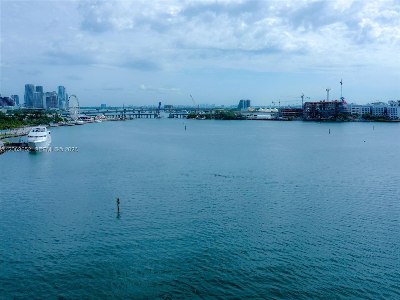 888 Brickell Key Dr, Unit 512, Miami, FL 33131 Photo