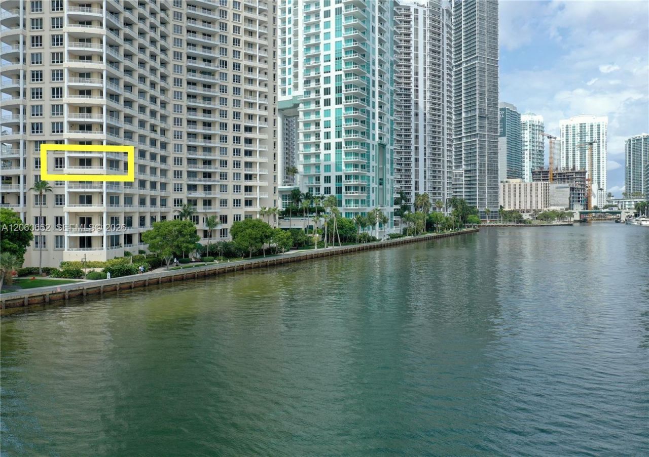 888 Brickell Key Dr, Unit 512, Miami, FL 33131 Photo