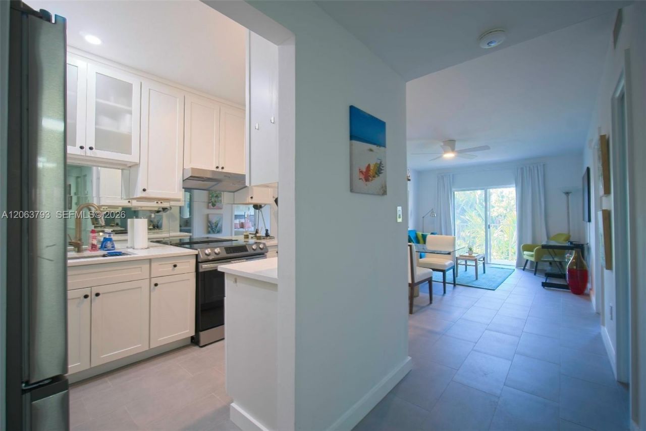 1540 Meridian Ave, Unit 3G, Miami Beach, FL 33139 Photo