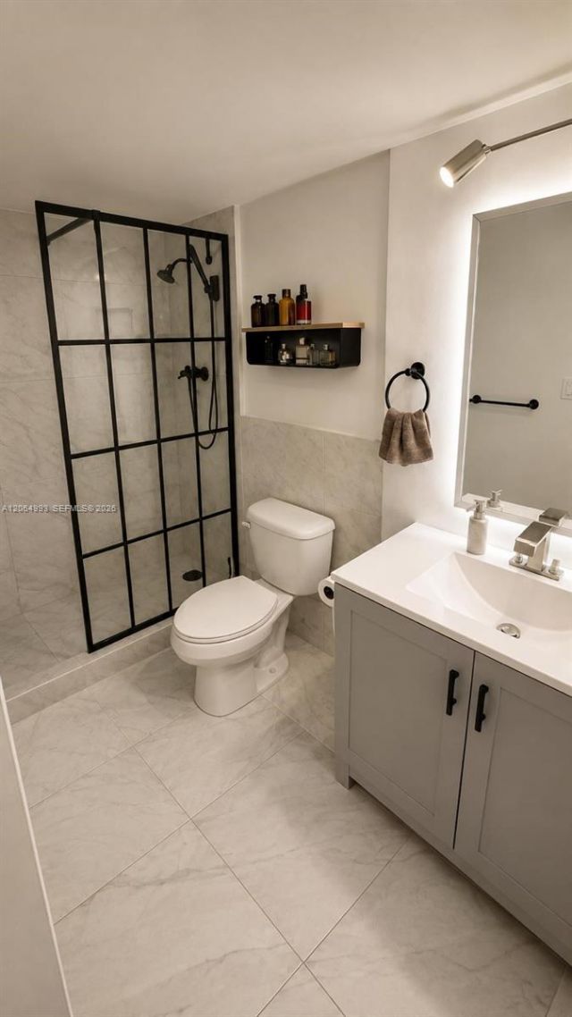 1501 NE 191st St , Unit C116, Miami, FL 33179 Photo