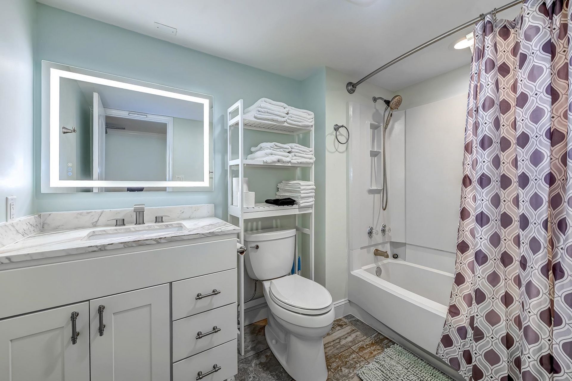 9550 Shore Dr.  Photo 13
