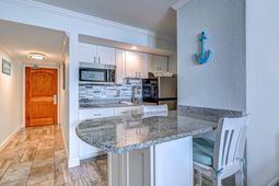 9550 Shore Dr.  photo 4