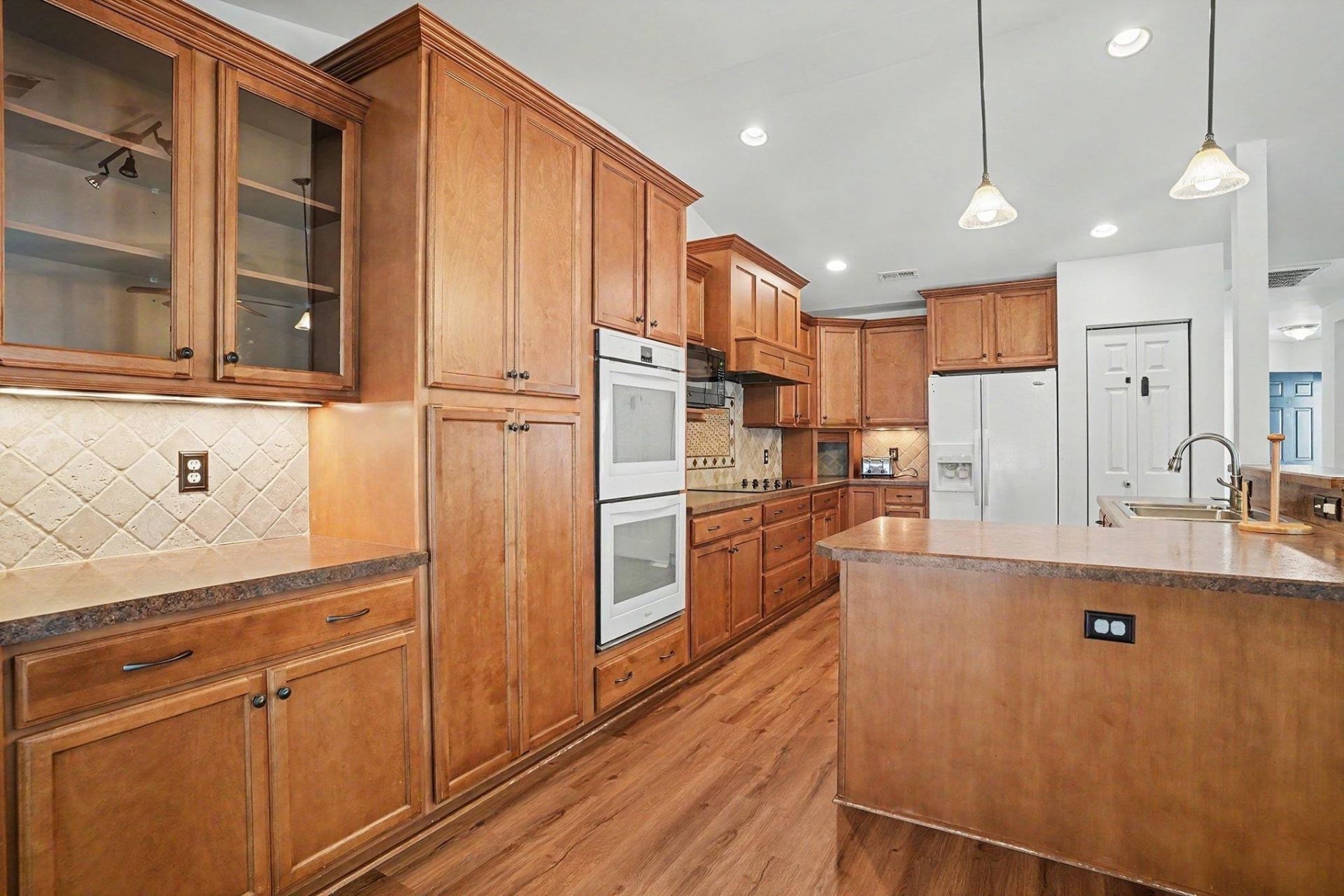 420 Bellegrove Dr. Photo 13