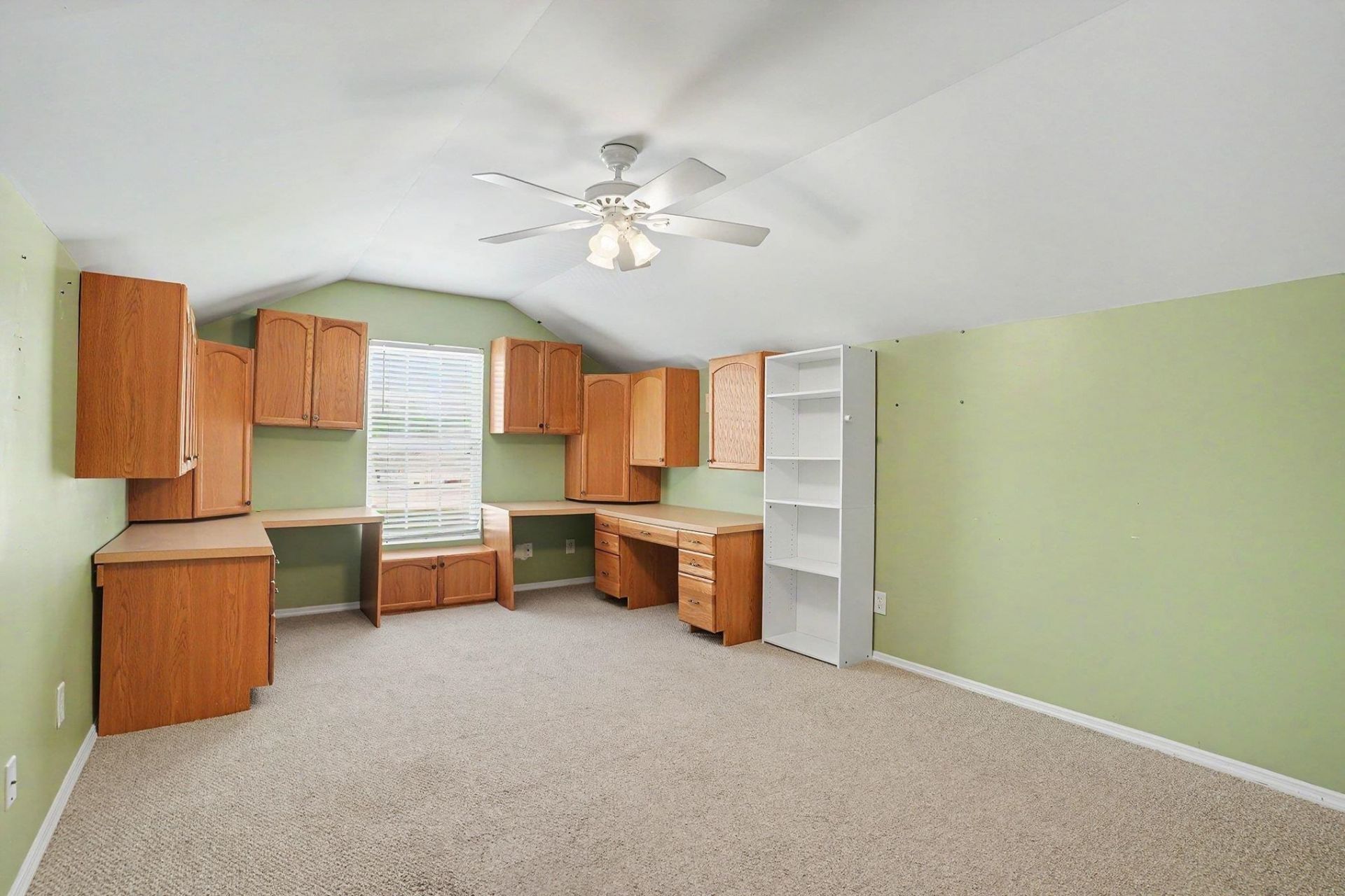 420 Bellegrove Dr. Photo 15