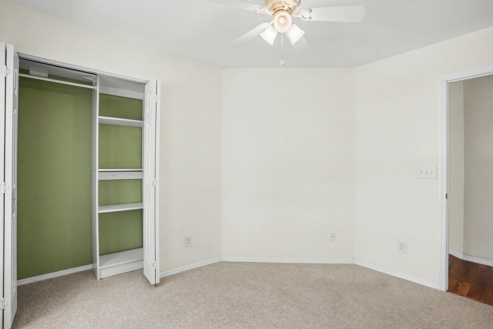 420 Bellegrove Dr. Photo 23