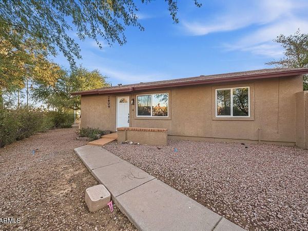 2609 E LEMON Street, Tempe, AZ 85288