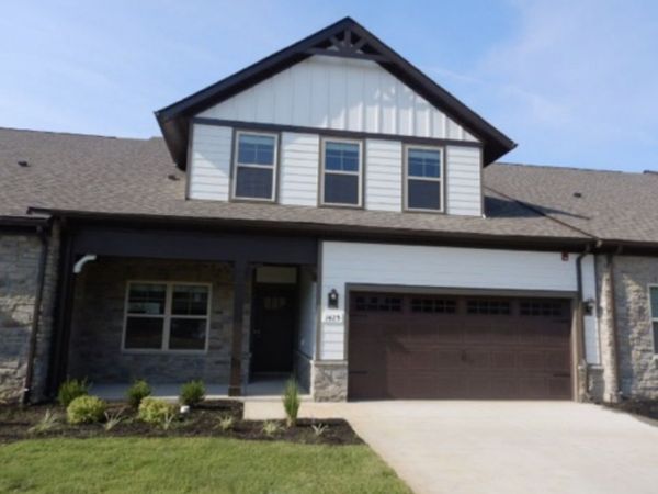1422 Suzanne Drive , Murfreesboro, TN 37128