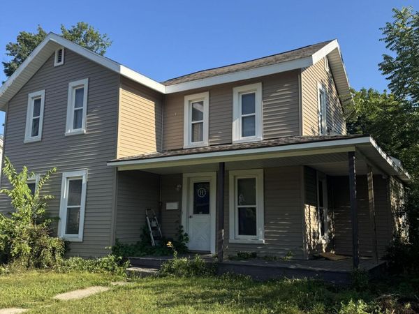 142 Lafayette Street, Hudson, MI 49247