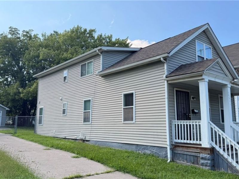 3624 E 59th Street, Cleveland, OH 44105 Photo 2