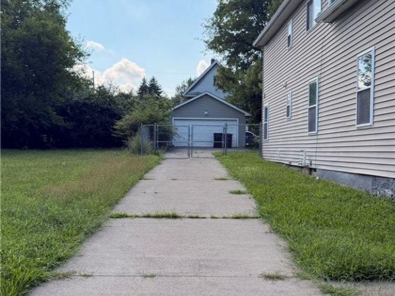 3624 E 59th Street, Cleveland, OH 44105 Photo 3