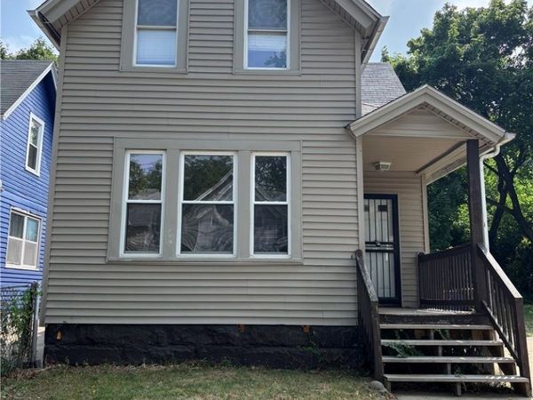 1085 E 72nd Street , Cleveland, OH 44103