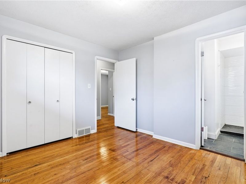 8985 Big Creek Parkway, Strongsville, OH 44149 Photo 15