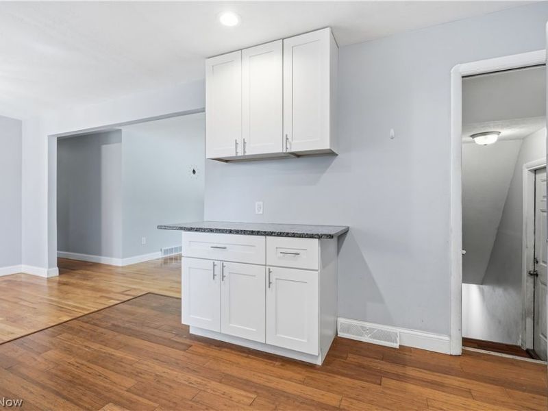 8985 Big Creek Parkway, Strongsville, OH 44149 Photo 8
