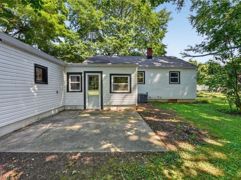 120 Coulter Street, Creston, OH 44217 Photo 6