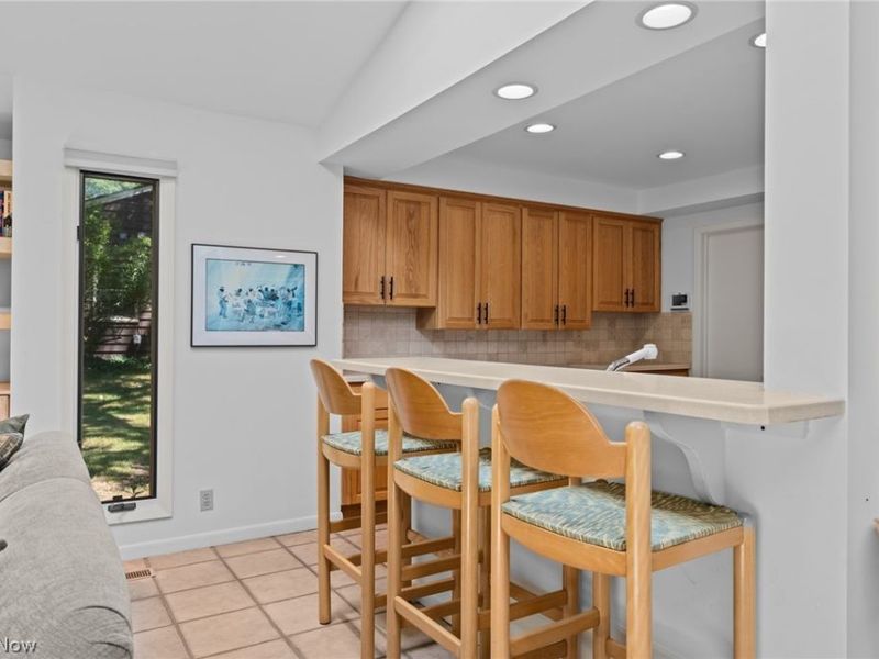 23891 Letchworth Road, Beachwood, OH 44122 Photo 13