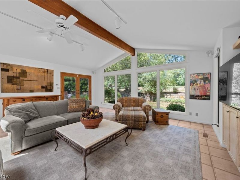 23891 Letchworth Road, Beachwood, OH 44122 Photo 16