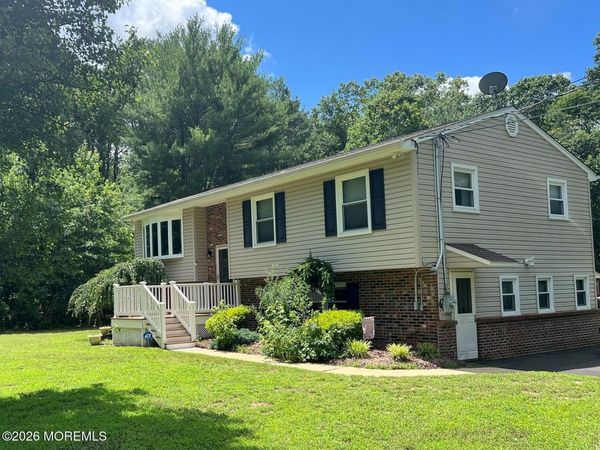 517 Route 539, Cream Ridge, NJ 08514
