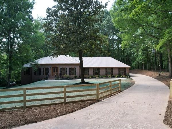 5 Gravitt Drive, Dawsonville, GA 30534