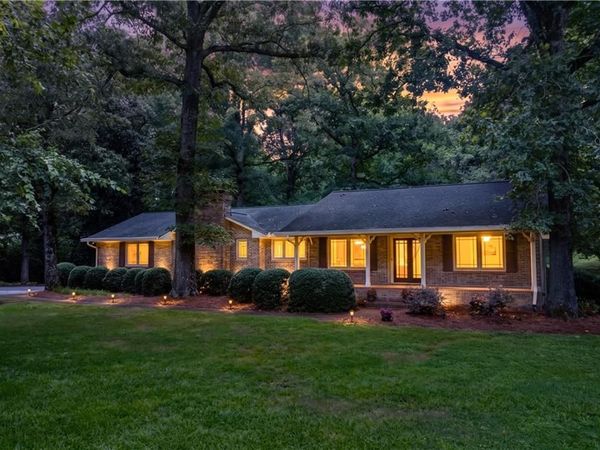 1131 Ednaville Road , Braselton, GA 30517