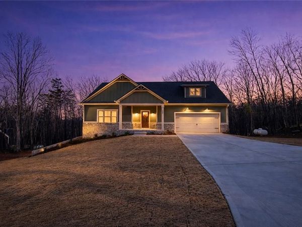 386 Mulberry Circle, Jasper, GA 30143